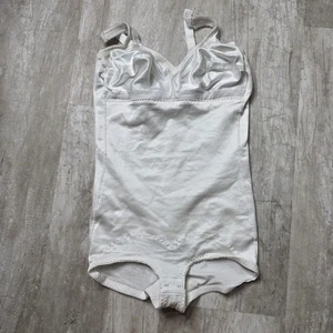 Vintage Sears weißer Body schlanker Einteiler Größe 36C - Bild 1 von 5