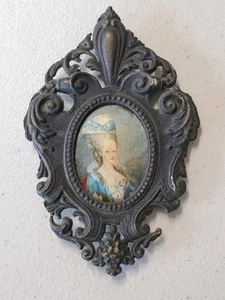 Antique Marie Antoinette Portrait Silk Cushion Pendant Picture Frame 2¾"x4¼" - Picture 1 of 12