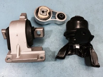 Juego de 3 piezas de soportes de motor y montaje de transmisión para Lincoln Zephyr 2006 3,0 L Foto 1 de 4