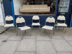 5 x Chrome Leatherette Dining Chairs Hollywood Regency 1970s Vintage Midcentury - Picture 1 of 18