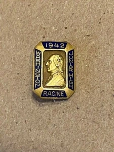 Antique Vintage 1942 Washington Junior High School Pin Badge Racine Wisconsin WI - Picture 1 of 2