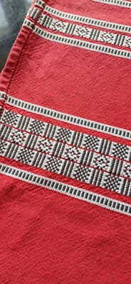 Grande Nappe Rouge A Liteaux Noirs Et Blancs  2,10 X 1,50 - Photo 1/4