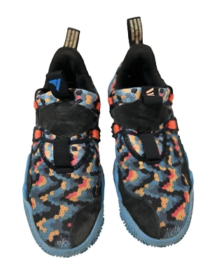 Adidas Light Strike Baloncesto Rayford Trae Young Signature Series Talla 8.5 Foto 1 de 4