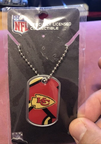 Kansas City Chiefs Dommed Dog Tag NFL Cover