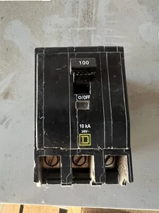 INTERRUPTOR DE CIRCUITO CUADRADO D QOB QOB3100 100 AMP 240 VOLTIOS 3 POLOS BUEN ESTADO - Imagen 1 de 4