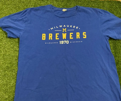 Delta Ring Spun Milwaukee Brewers Orbis Promo T-shirt Size XL Cover