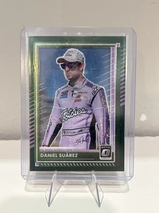2025 Panini Donruss Racing NASCAR - Daniel Suarez - Optic Green Velocity /99 - Picture 1 of 2
