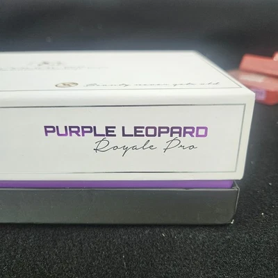 Royale Pro- Hair Straighter 100% Ceramic-Purple Leopard-Brand new! - Imagem 1 de 2