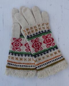 Knitted Latvian wool gloves, Size M women fingered gloves, winter hand warmers