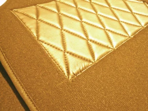 Beige Velours Floormats for Ferrari 412 1985-1989 - Bild 1 von 2