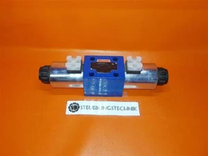 Rexroth 4WE 10 J33/CG24N9K4 / *MNR.: R900589988 - FD: 10223 Wege-Schieberventil - Picture 1 of 3