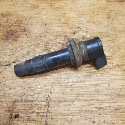 Yamaha WR450F 2005 OEM bobina de encendido tapa de bujía Foto 1 de 4