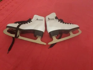 Favorit No. 1 Eislaufschuhe / Schlittschuhe Damen Gr. 002(ca. 35) Weiß - Bild 1 von 20