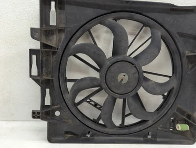 Motor de refrigeração elétrico Chrysler Town & Country 2008-2016 - Fabricante de equipamento original NF6UM - Imagem 1 de 4