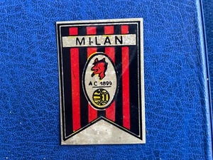EDIZIONE SCONOSCIUTA SCUDETTO MILAN MAI ATTACCATO MA SENZA VELINA - Picture 1 of 2