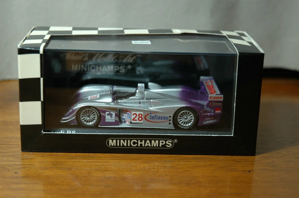 MINICHAMPS AUDI R8 SEBRING 12H 2004   1 43 - Immagine 1 di 1
