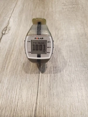 Reloj deportivo digital Polar FT4 monitor de ritmo cardíaco solo con banda rota PROBADO Foto 1 de 4