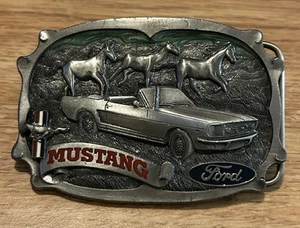 Fibbia cintura Ford Mustang Cabrio C&J 1996 1675 USA con licenza ufficiale metallo - Foto 1 di 2