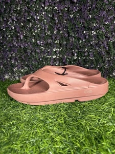 Oofos Zehenstegsandalen Flip-Flop Damengröße 8 cranberryrosa bequem Gummi - Bild 1 von 8