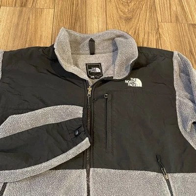 The North Face Fleece Jacket Mens large Denali Full Zip Pockets Gray Polartec - Image 1 of 4