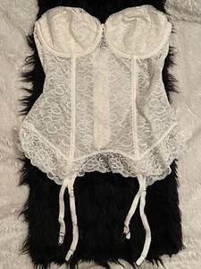 Vtg 38B LACE Corset Merry Widow Garters Bra Top Lingerie Fairy Princess Bridal - Picture 1 of 8