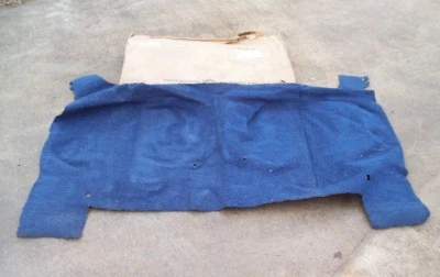 Nuevo de Lote Antiguo MoPar 1972 1973 Chrysler Newport NewYorker Alfombra Trasera Azul 4 Puertas Sedán Foto 1 de 4