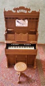 Dollhouse Miniature Chrysnbon Piano 1:12