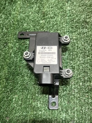 12 2013 2014 2015 2016 HYUNDAI GENESIS COUPE YAW RATE GRAVITY SENSOR 95690-2V000 - Image 1 of 2