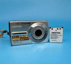 Pentax Optio L30 7.1MP Digital Camera - Silver - Picture 1 of 11