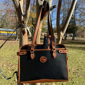 1990s Dooney & Bourke AWL E/W Shopper Tote Korea Black Tan + Free Wallet - Picture 1 of 23