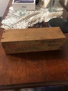 Windsor Brand Wood Cheese Box Pimento 2 lb Primitive Vintage 9” X 3” X 3” - Picture 1 of 3