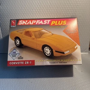 AMT ERTL SnapFast Snap Fast Plus Corvette ZR-1 1:25 Model Kit 1992 - Picture 1 of 16