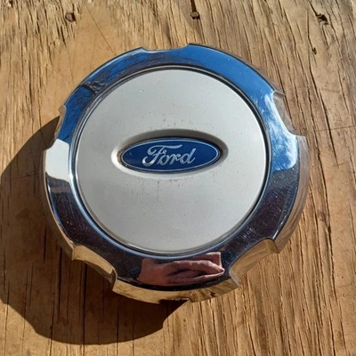 Tapa central Ford F150, plata/cromo, 2004-2008 parte # 4L34 1A096 DD 01 Foto 1 de 3