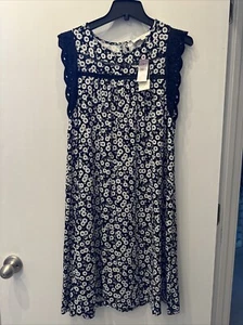 NWT MATERNITY LOFT MED Black White Floral Print Flutter Sleeve Shift Swing Dress - Picture 1 of 9