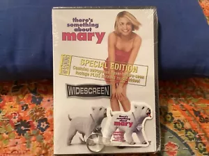 THERE’S SOMETHING ABOUT MARY SEALED WIDESCREEN, SPECIAL EDITION DVD w/KEY CHAIN! - Imagen 1 de 8
