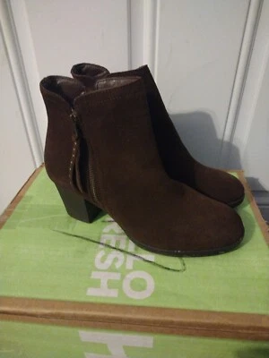Botas para mujer Skechers Texas marrón chocolate gamuza cremallera lateral refrigeradas por aire talla 7 Foto 1 de 4
