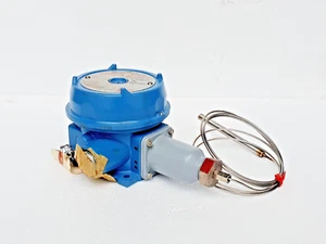 UNITED ELECTRIC F120-15531 Temperature Switch 0 - 250 F, Explosion-Proof -1# NEW - Picture 1 of 6