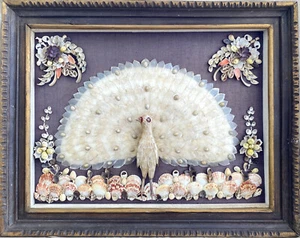 Gerahmtes Mid-Century Muschel Kunst Mosaik, weißer Pfau - Philippinen 28" x 22" - Bild 1 von 8