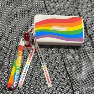 Havaianas Multicolor Wristlet with Lanyard - Picture 1 of 1