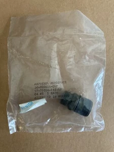 Amphenol Aerospace 10-820066-06P 6-Pin Connection Plug - Picture 1 of 1