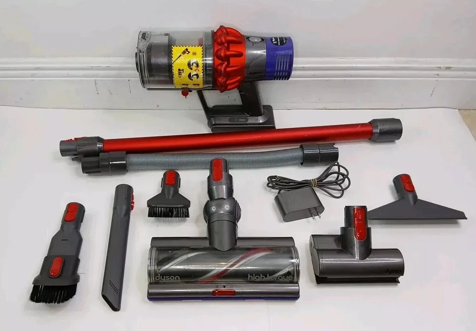 Aspiradora con varilla inalámbrica Dyson V10 Motorhead y accesorios roja - SV12 Foto 1 de 1