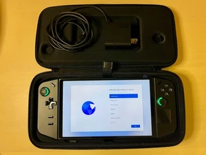 Lenovo Legion Go 8.8 in (512 GB SSD, AMD Ryzen Z1 Extreme, 3.3GHz, 16GB RAM) - Picture 1 of 5