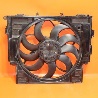 BMW 528I COOLING FAN 2012 2013 2014 2015 2016 1761878705 OEM - Image 1 of 4