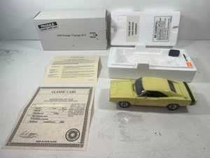 Cargador Dodge Danbury 1969 como nuevo R/T escala amarilla 1:24 con certificado de autenticidad - Imagen 1 de 15