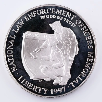  1997-P Silver Proof $1 National Law Enforcement Officers Memorial in Capsule  - Image 1 of 2