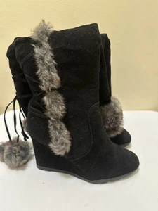 Cynthia Women's Faux Fur Wedge Soft Boot Shoes Color Black US Size 10 N21 - Picture 1 of 5