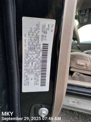 TAN LEFT REAR DOOR TRIM PANEL 676400C020E1 2003 TOYOTA SEQUOIA - Imagem 1 de 4