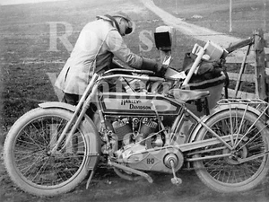 Harley Davidson Motorcycle photo US Post Office mailman delivering ma 1912-1914 - Picture 1 of 1