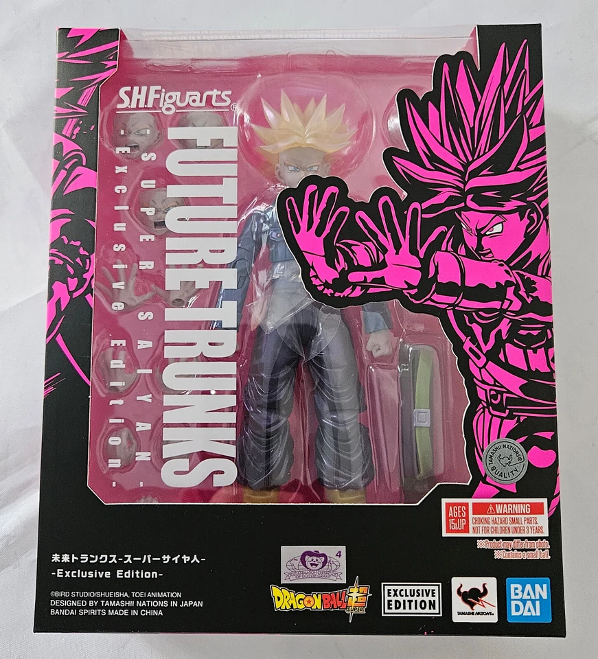 SDCC 2024 S.H. Figuarts Dragon Ball Future Trunks Super Saiyan Edición Exclusiva Foto 1 de 4