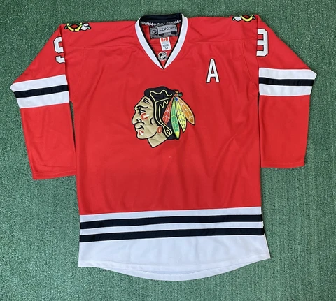 Bobby Hull Blackhawks Jersey Reebok size 54 with fight strap Cover